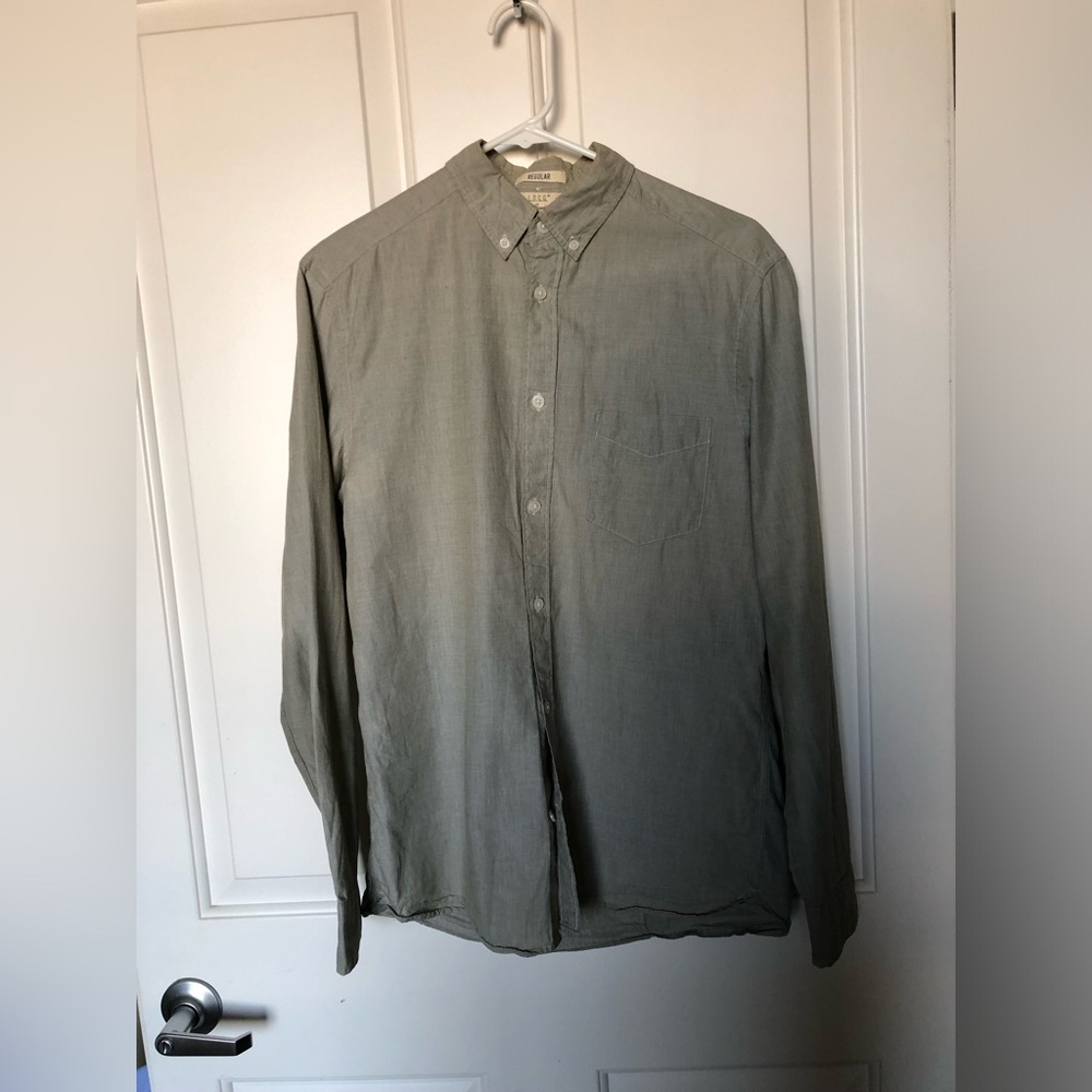 H&M LOGG Men Regular Cotton Sage Green Button-Down Shirt Size Small